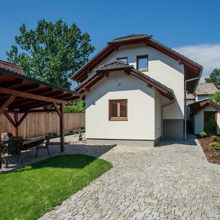 Holiday Home Dehtáře Hluboká nad Vltavou Esterno foto