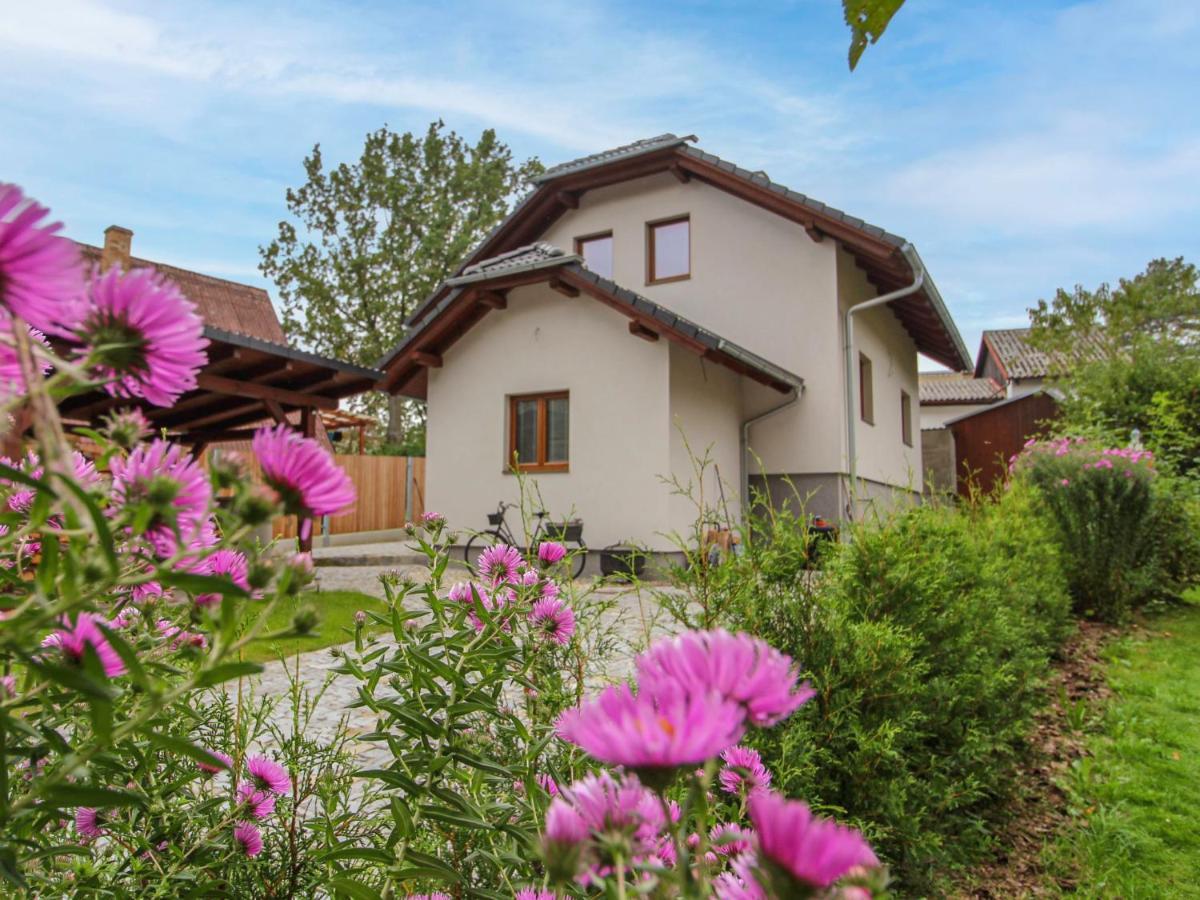 Holiday Home Dehtáře Hluboká nad Vltavou Esterno foto