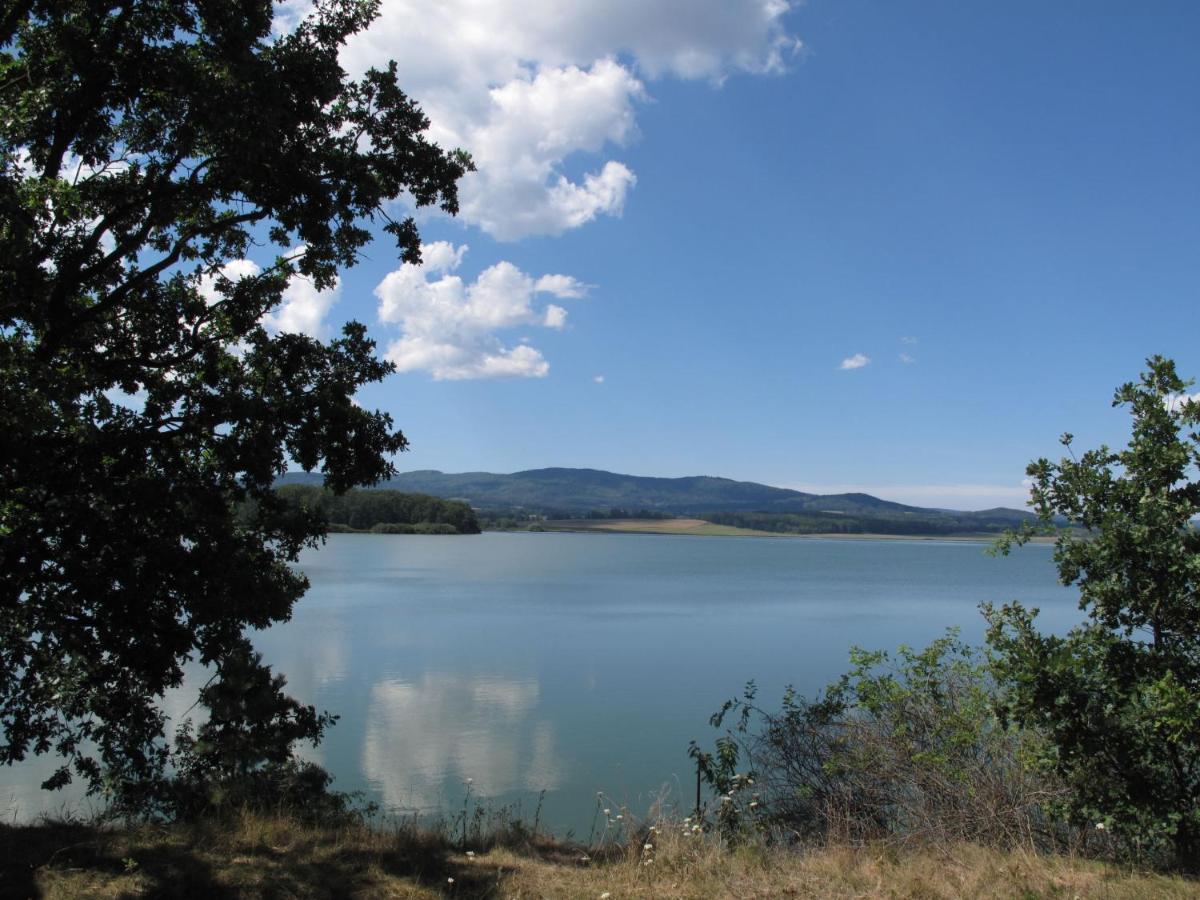 Holiday Home Dehtáře Hluboká nad Vltavou Esterno foto